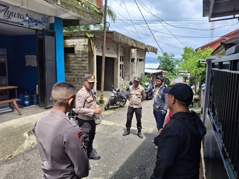 Senin (7/10/2024), berbagai daerah di Kota Ambon menjadi fokus sosialisasi tim Satgas Preemtif, termasuk Kebun Cengkih, Galunggung, dan sekitarnya