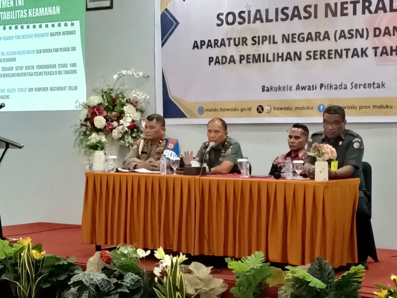 Sebagai bagian dari persiapan menghadapi Pilkada Serentak 2024, sebanyak 50 personel perwakilan Polda Maluku mengikuti kegiatan sosialisasi tentang netralitas ASN dan TNI/Polri yang diselenggarakan oleh Badan Pengawas Pemilu (Bawaslu) Provinsi Maluku
