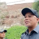 Ketua DPRD Kota Cimahi, Wahyu Widyatmoko, bersama Wakil Ketua DPRD Edi Kanedi dan sejumlah pejabat, melakukan inspeksi mendadak (sidak) di lokasi bencana longsor Perumahan Mandalika, Kelurahan Leuwigajah, Kecamatan Cimahi Selatan, Selasa (8/10/2024)