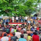 Dalam rangka mendukung dan mempercepat pelaksanaan program prioritas pemerintah, Wakil Menteri Pertahanan RI, M. Herindra, bersama Menteri Pertanian (Mentan) Andi Amran Sulaiman melaksanakan kunjungan kerja ke Kampung Wanam, Distrik Ilwayab, Kabupaten Merauke, Provinsi Papua Selatan, pada tanggal 12 dan 13 Oktober 2024