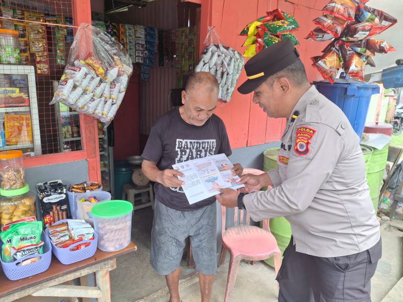 Personel Polda Maluku yang tergabung dalam Satgas Preemtif Operasi Mantap Praja (OMP) Salawaku semakin intensif menyebarkan pesan kamtibmas (keamanan dan ketertiban masyarakat) menjelang Pilkada serentak yang akan digelar pada tahun 2024