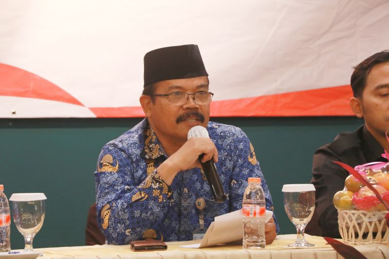 Asisten Daerah (Asda) I Bidang Administrasi Pemerintahan dan Kesejahteraan Rakyat (Kesra) Sekretariat Daerah Kabupaten Serang, Haryadi, menegaskan pentingnya sosialisasi kepada penyandang disabilitas sebagai langkah untuk menyukseskan pelaksanaan Pilkada 2024