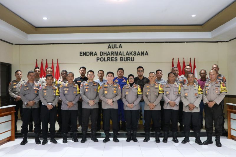 Kunjungan Kepala BNNP Maluku, Brigjend Deni Darmawansayah, S.I.K.S.H.M.M, ke Polres Buru pada Kamis, 24 Oktober 2024, merupakan langkah signifikan dalam upaya pemberantasan narkoba di wilayah ini