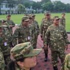 Para menteri Kabinet Merah Putih dikejutkan oleh kehadiran Presiden Prabowo Subianto yang sudah terlebih dahulu tiba di Lapangan Sapta Marga, kawasan Akademi Militer, Magelang, Jawa Tengah, pada Jumat, 25 Oktober 2024