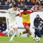 Lens, suararepubliknews.com - Sabtu malam di Stade Bollaert-Delelis akan menjadi saksi pertarungan sengit dua tim papan atas Ligue 1, saat Lens menjamu Lille dalam laga yang diprediksi berjalan ketat pada Minggu, 27 Oktober 2024, Kick Off Pukul 02.00 WIB dini hari nanti