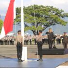 Upacara peringatan Hari Sumpah Pemuda ke-96 yang diselenggarakan di Lapangan Letkol Pol (Purn) Chr. Tahapary, Kota Ambon, Senin (28/10/2024)