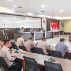 Dalam rangka mendukung program prioritas pemerintah, Kepolisian Daerah Maluku ikut serta dalam rapat kesiapan penerimaan calon Bintara Kompetensi Khusus (Bakomsus) di bidang Pertanian, Gizi, dan Kesehatan Masyarakat