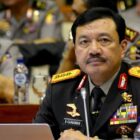 Presiden Republik Indonesia, Prabowo Subianto, telah resmi menunjuk mantan Kepala Badan Intelijen Negara (BIN), Budi Gunawan, sebagai Menteri Koordinator Politik dan Keamanan (Menko Polkam) dalam Kabinet Merah Putih
