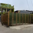 Sebuah video viral yang beredar di media sosial mengungkap aksi warga yang menggeruduk sebuah panti asuhan di kawasan Kunciran Indah, Pinang, Kota Tangerang