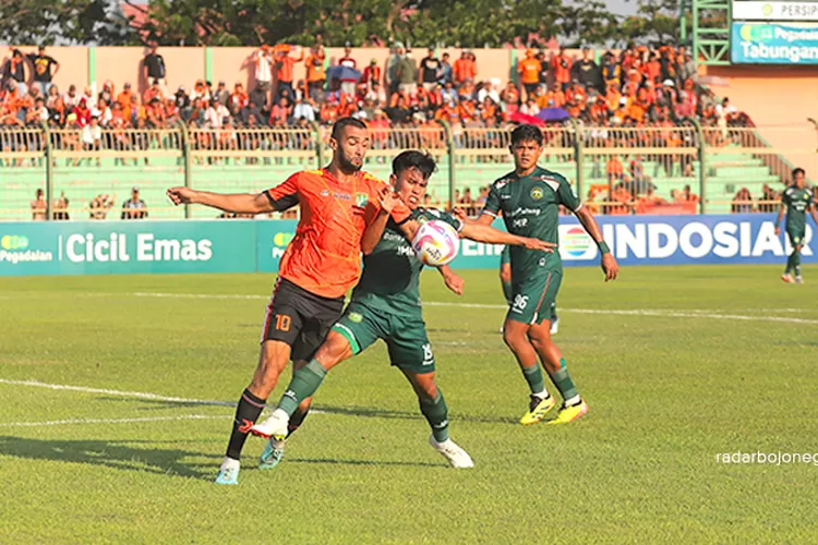 Pertarungan sengit akan tersaji dalam laga Grup 3 Liga 2 2024/2025 ketika Persibo Bojonegoro menjamu Persela Lamongan di Stadion Letjen H. Soedirman, Bojonegoro, Sabtu (12/10/2024) pukul 15.30 WIB