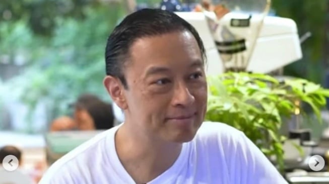 Kejaksaan Agung (Kejagung) secara resmi menetapkan Thomas Trikasih Lembong, yang dikenal sebagai Tom Lembong, sebagai tersangka dalam kasus korupsi komoditas gula di lingkungan Kementerian Perdagangan (Kemendag) periode 2015-2023