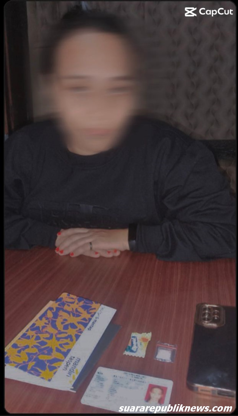 Wanita berusia 39 tahun ini diamankan di rumahnya, Jalan Da Silva Gang 2, Kecamatan Sirimau, Kota Ambon, pada Selasa (19/11/2024) pukul 00.30 WIT