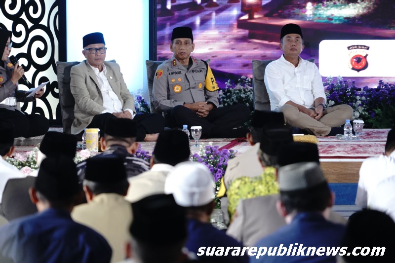 Dalam upaya menciptakan Pemilihan Kepala Daerah (Pilkada) serentak tahun 2024 yang aman dan damai, Kepolisian Daerah Jawa Barat (Polda Jabar) menggelar acara doa bersama yang dihadiri oleh berbagai elemen masyarakat