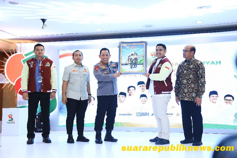 Kapolri Jenderal Polisi Drs. Listyo Sigit Prabowo menekankan peran strategis Pemuda Muhammadiyah dalam mendukung perjalanan bangsa Indonesia menuju Indonesia Emas 2045