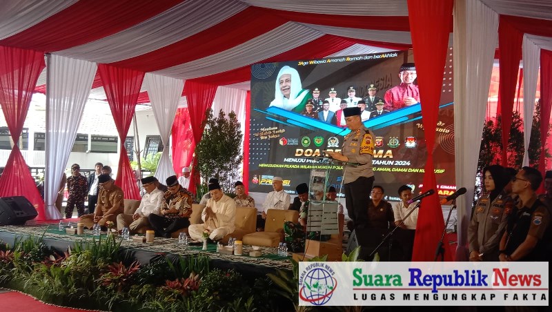 Menjelang Pemilihan Kepala Daerah (Pilkada) serentak 2024, Polres Cimahi menggelar doa bersama di halaman parkir Polres Cimahi, Jalan Jenderal Amir Machmud, Senin (25/11/2024)