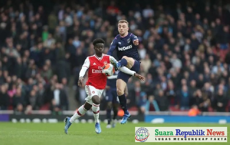 Pertandingan antara West Ham United dan Arsenal selalu menyajikan tensi tinggi, terlebih ketika kedua tim berjuang untuk posisi terbaik di klasemen