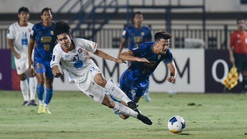 Pertandingan pekan ke-10 Liga 1 Indonesia musim 2024/25 akan mempertemukan Persib Bandung dan Semen Padang di Stadion Si Jalak Harupat, Jumat, 1 November 2024, kick off Pukul 19.30 WIB