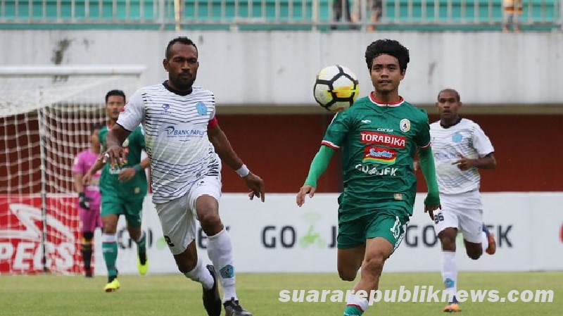 Lanjutan pekan ke-11 Liga 1 2024-2025 mempertemukan dua rival klasik, Persebaya Surabaya melawan Persija Jakarta, di Stadion Gelora Bung Tomo, Jumat (22/11/2024), pukul 15.30 WIB