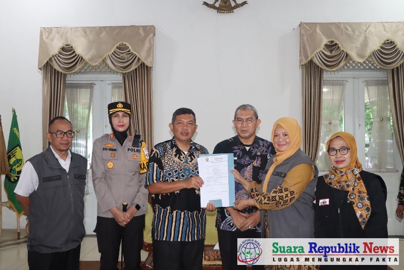 Polres Sukabumi Kota menunjukkan komitmennya dalam melindungi masyarakat dengan berhasil mengawal kepulangan enam pekerja migran Indonesia (PMI) asal Sukabumi yang diduga menjadi korban tindak pidana perdagangan orang (TPPO)