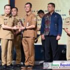 Kabupaten Humbang Hasundutan menerima penghargaan dari Komisi Informasi Provinsi Sumatera Utara atas keterbukaan informasi publik dalam kategori Informatif tahun 2024