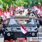 Suasana meriah menyelimuti Akademi Kepolisian (Akpol) Semarang, Jawa Tengah, saat Presiden Republik Indonesia, Prabowo Subianto, tiba untuk menghadiri pembukaan Apel Kepala Satuan Wilayah (Kasatwil) Polri Tahun 2024 pada Rabu, 11 Desember 2024