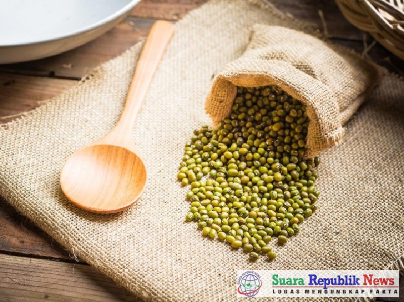 Kacang hijau, yang kaya akan protein, folat, zat besi, dan zinc, menjadi pilihan makanan bergizi bagi ibu hamil