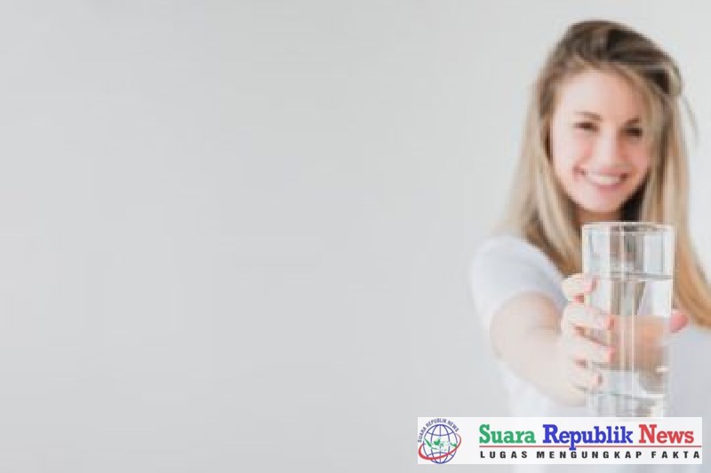 pernah nggak sih denger kalau air putih ternyata juga bisa bantu turunin kadar gula darah?